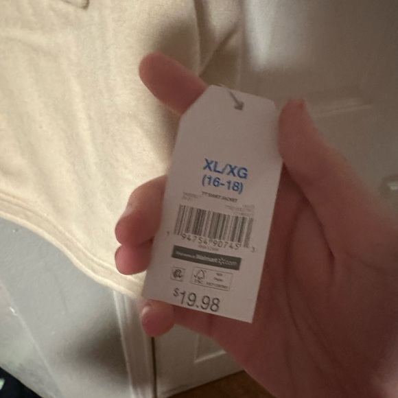 Shacket - Picture 3 of 3